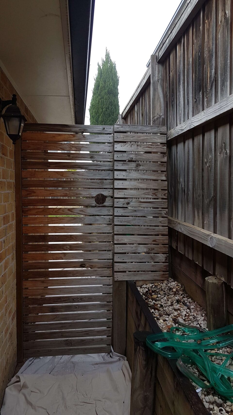 Before - Kellyville - Gate Painting